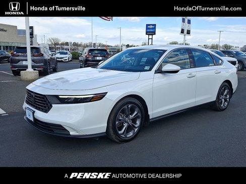Certified 2023 Honda Accord EX image 1