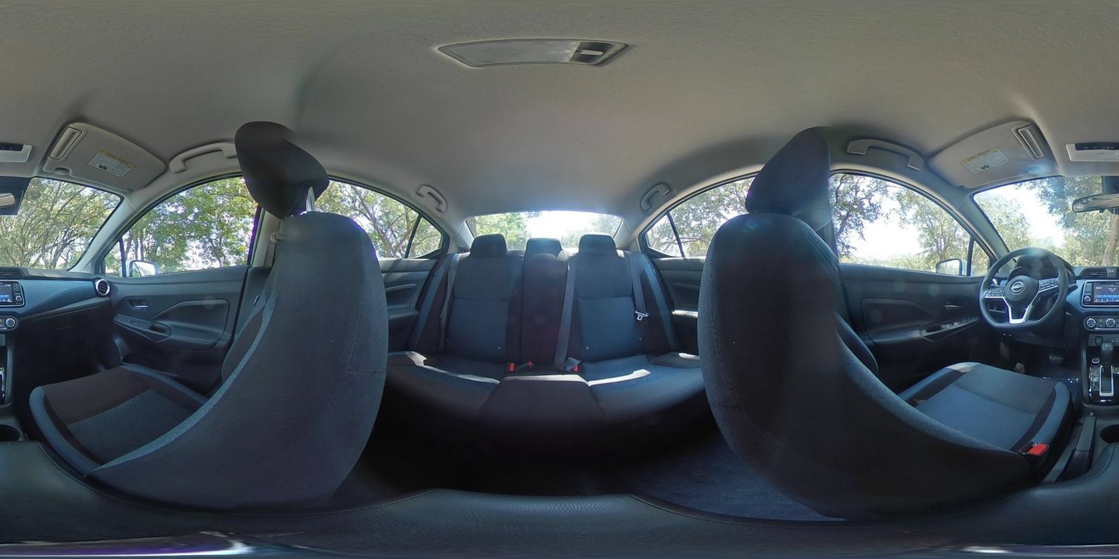 Used 2025 Nissan Versa SV FWD image 38