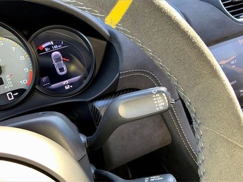 Used 2023 Porsche 718 Cayman GT4 RS image 34