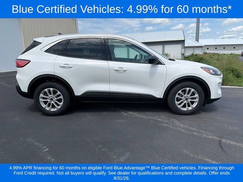 Certified 2022 Ford Escape SE w/ Cold Weather Package AWD/4WD image 3