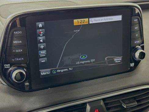 Used 2020 Hyundai Santa Fe Limited image 15