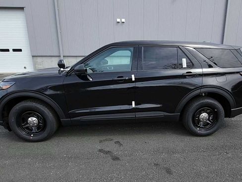 New 2026 Ford Explorer 4WD Police Interceptor image 5