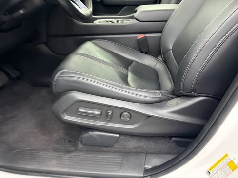 Used 2023 Honda Pilot EX-L image 10