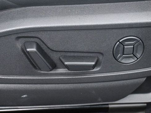 Certified 2025 Audi Q5 Premium Plus w/ Premium Plus image 37