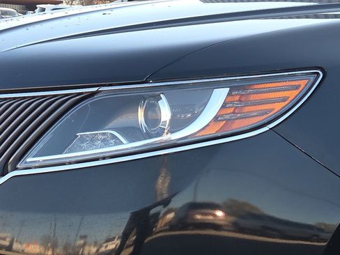 Used 2015 Lincoln MKS Elite w/ Equipment Group 101A image 4