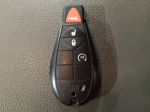 Used 2016 RAM 1500 Big Horn image 32