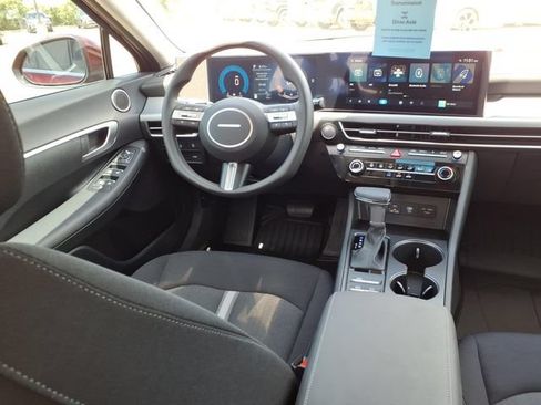 New 2026 Hyundai Sonata SE FWD image 4