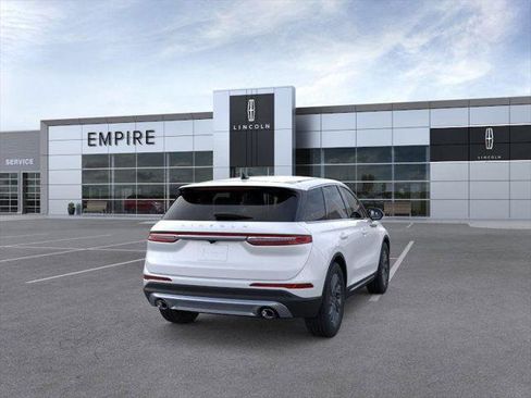 New 2025 Lincoln Corsair AWD image 8