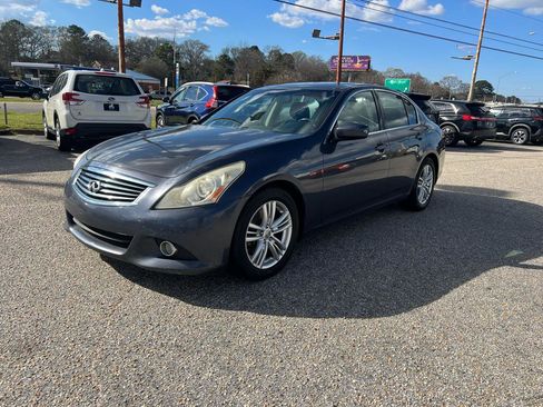 Used 2010 INFINITI G37 Journey w/ Premium Pkg image 10
