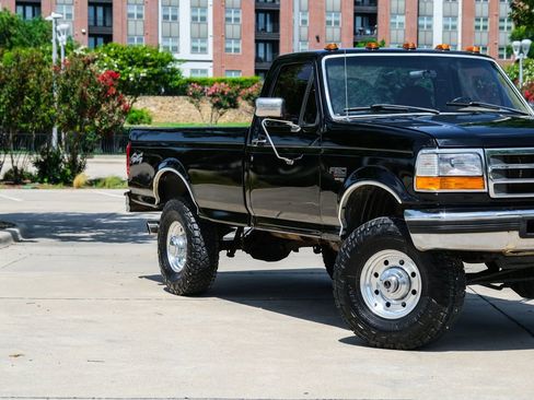 Used 1997 Ford F350 4x4 Regular Cab image 2