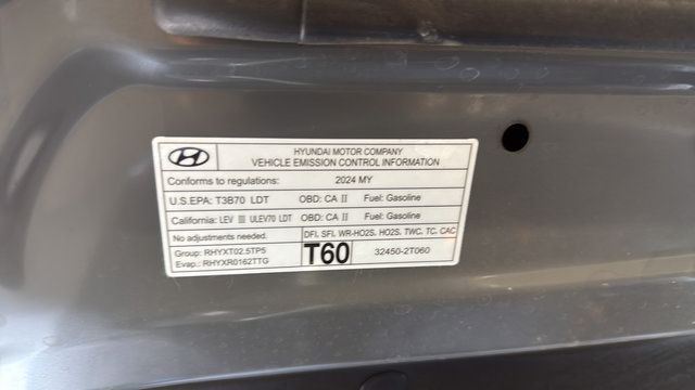 Used 2024 Genesis GV80 2.5T AWD/4WD image 35