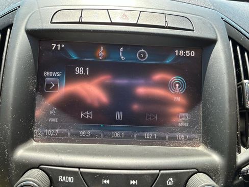 Used 2015 Buick Regal AWD image 22
