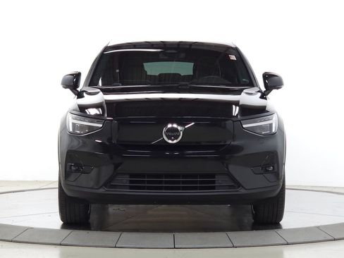 Used 2023 Volvo C40 P8 Recharge Ultimate w/ Protection Package Premier AWD/4WD image 2