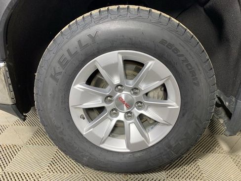 Used 2019 GMC Sierra 1500 SLE w/ SLE Value Package image 31