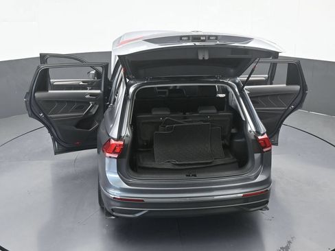 Used 2023 Volkswagen Tiguan SE FWD image 66