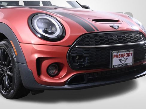 Certified 2023 MINI Cooper Clubman S w/ Premium Package image 3
