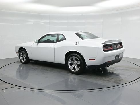 Used 2020 Dodge Challenger SXT image 7