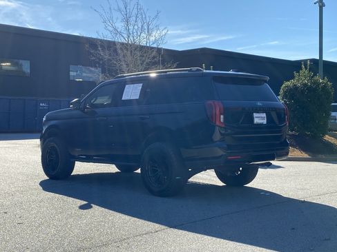 Used 2025 Ford Expedition Tremor image 16
