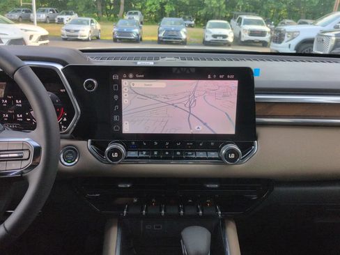 New 2026 GMC Canyon Denali AWD/4WD image 14