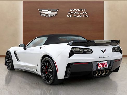 Used 2017 Chevrolet Corvette Z06 RWD image 3