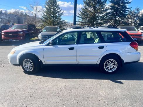 Used 2006 Subaru Outback 2.5i Special Edition image 3