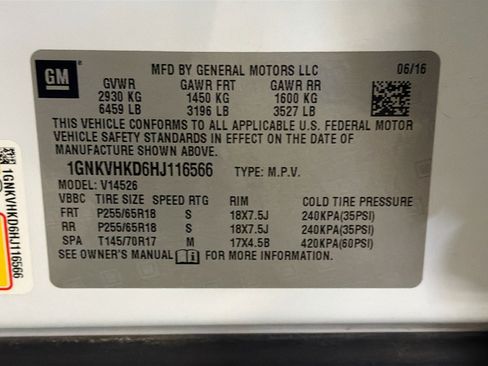 Used 2017 Chevrolet Traverse LT image 12