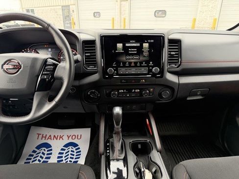 Used 2024 Nissan Frontier PRO-4X w/ Technology Package image 17