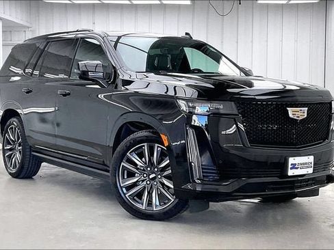 Used 2023 Cadillac Escalade Sport Platinum AWD/4WD image 1