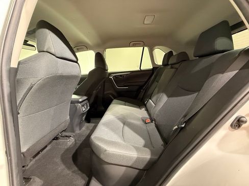 Certified 2024 Toyota RAV4 LE AWD/4WD image 18