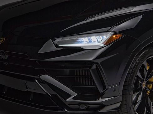 Used 2024 Lamborghini Urus S image 44