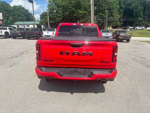 Used 2025 RAM 1500 Big Horn AWD/4WD image 4