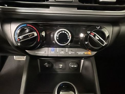 Certified 2023 Hyundai Kona SE AWD/4WD image 21