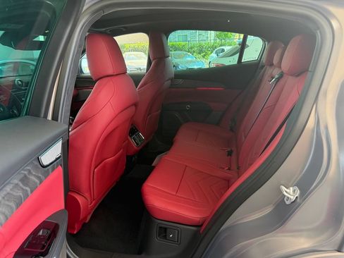 Certified 2025 Maserati Grecale Folgore AWD/4WD image 10