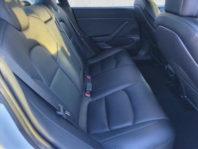 Used 2021 Tesla Model 3 Standard Range Plus RWD image 25