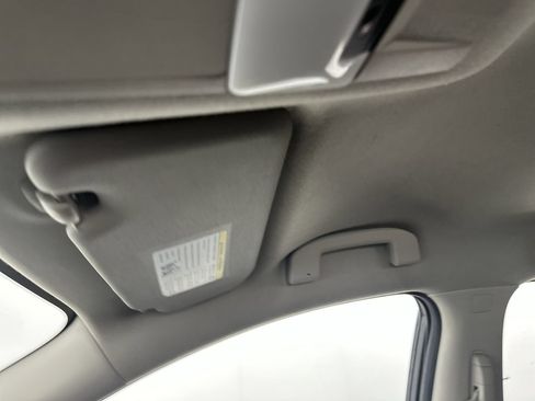 Used 2025 Nissan Sentra SR FWD image 10
