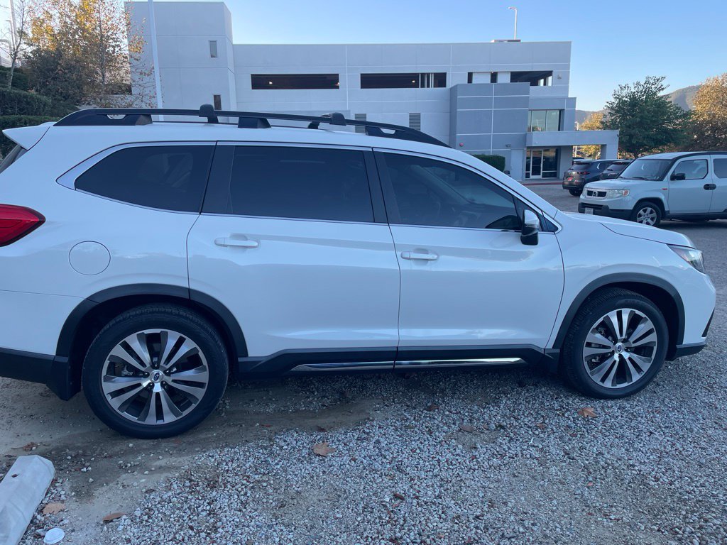 Used 2020 Subaru Ascent Limited w/ Technology Package AWD/4WD image 9