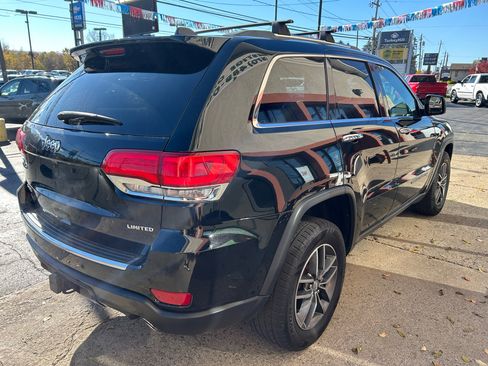 Used 2018 Jeep Grand Cherokee Limited image 7