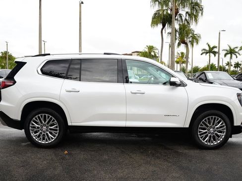 Used 2024 GMC Acadia Denali FWD image 7
