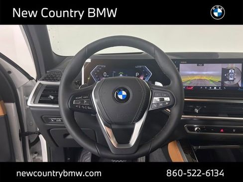 New 2026 BMW X5 xDrive40i w/ Premium Package AWD/4WD image 13