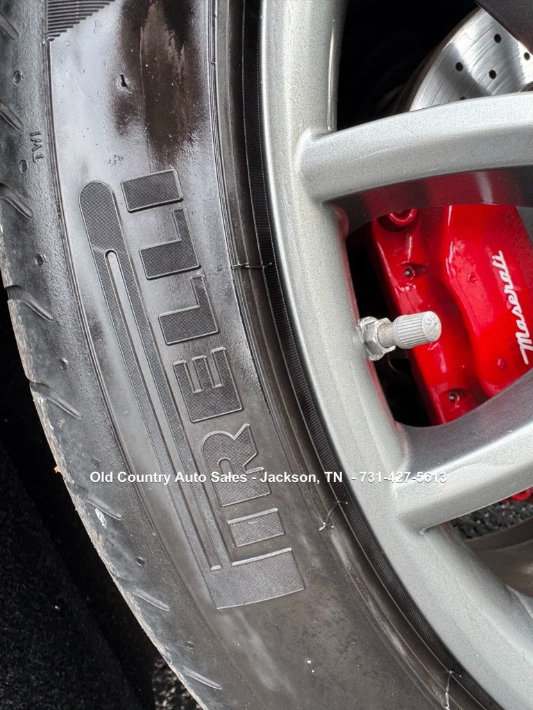 Used 2014 Maserati GranTurismo Convertible RWD image 78