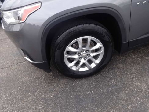 Used 2019 Chevrolet Traverse LT image 4