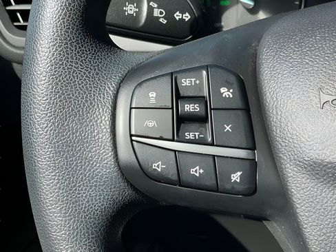 Used 2022 Ford Escape SE FWD image 28