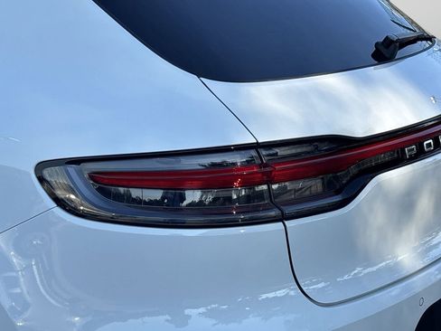Used 2019 Porsche Macan image 28