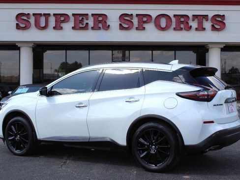 Used 2022 Nissan Murano SV w/ SV Midnight Edition Package image 5