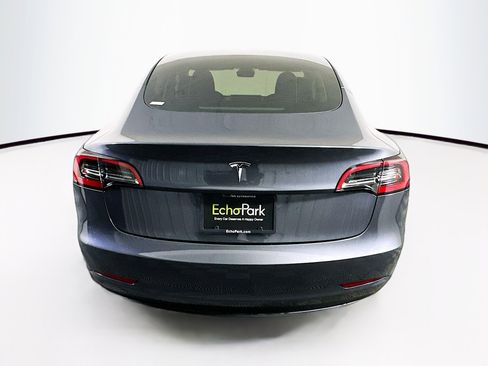 Used 2023 Tesla Model 3 Standard Range image 7