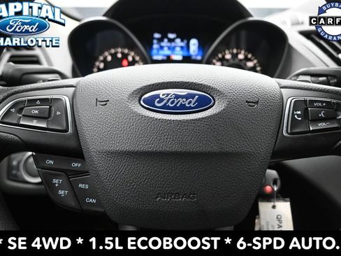 Used 2017 Ford Escape SE w/ Equipment Group 201A AWD/4WD image 18