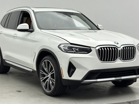 Used 2023 BMW X3 xDrive30i AWD/4WD image 3