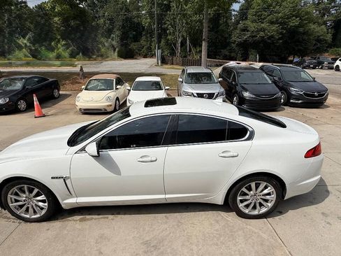 Used 2013 Jaguar XF RWD image 31