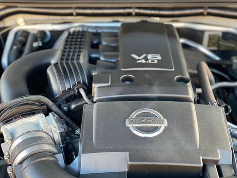 Used 2019 Nissan Frontier SV image 38