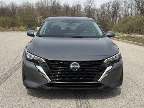 Used 2025 Nissan Sentra SV FWD image 29